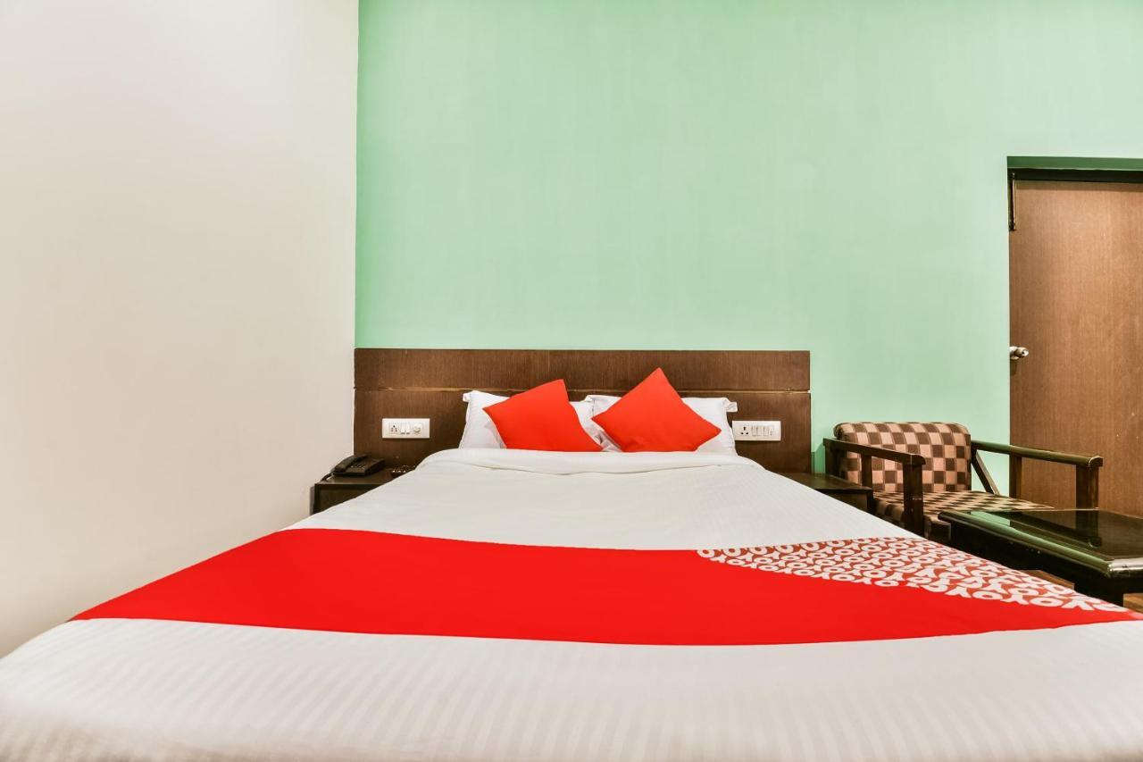 Oyo 62096 Pride Palace Hotels ปัฏนา ภายนอก รูปภาพ