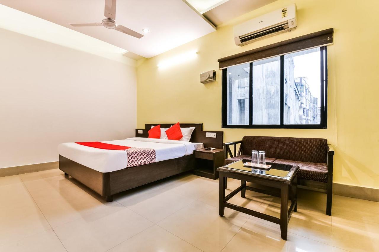 Oyo 62096 Pride Palace Hotels ปัฏนา ภายนอก รูปภาพ