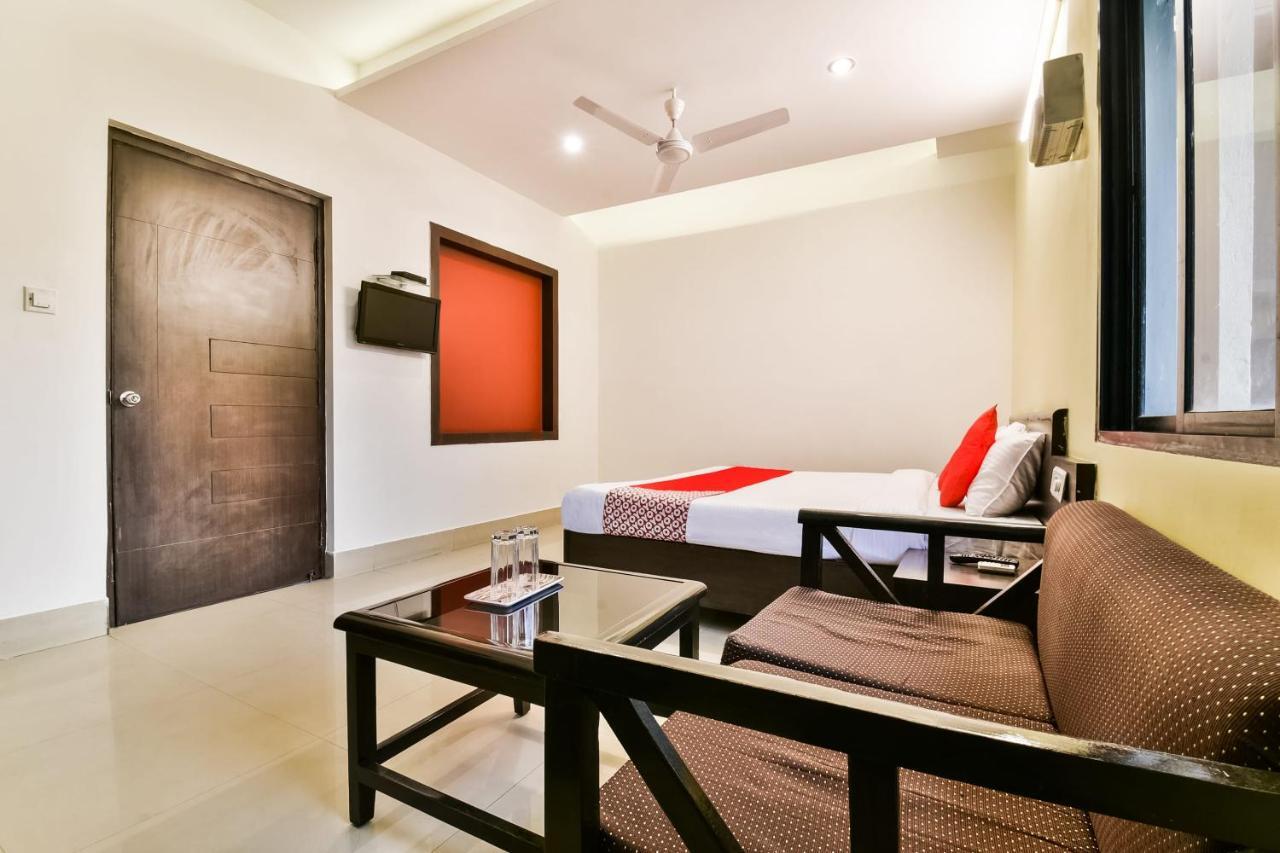 Oyo 62096 Pride Palace Hotels ปัฏนา ภายนอก รูปภาพ