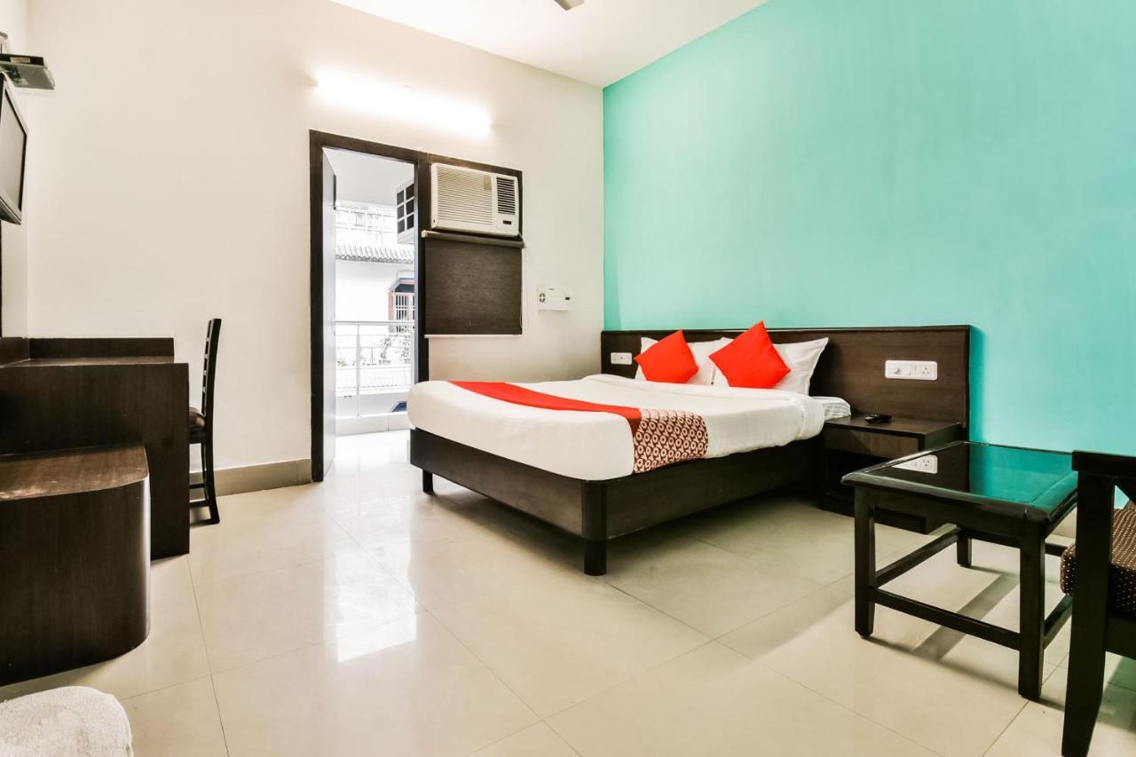 Oyo 62096 Pride Palace Hotels ปัฏนา ภายนอก รูปภาพ