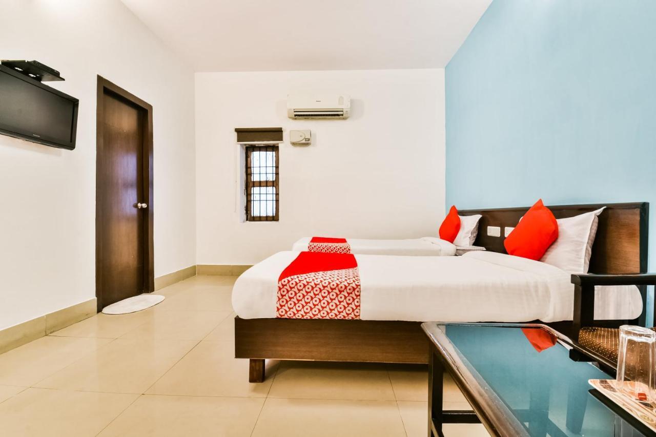 Oyo 62096 Pride Palace Hotels ปัฏนา ภายนอก รูปภาพ