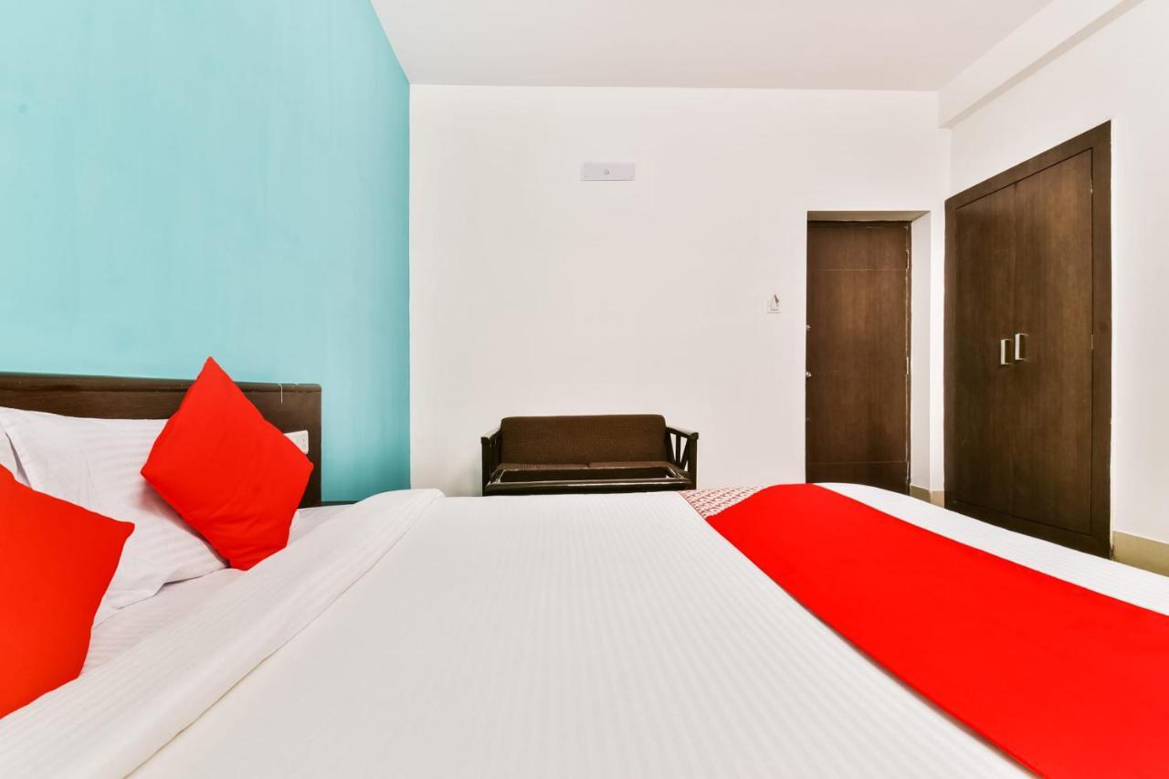 Oyo 62096 Pride Palace Hotels ปัฏนา ภายนอก รูปภาพ