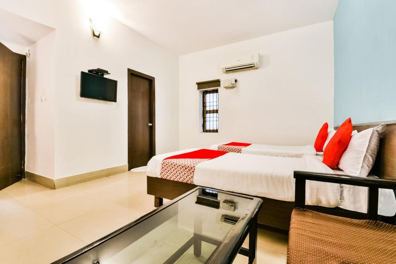 Oyo 62096 Pride Palace Hotels ปัฏนา ภายนอก รูปภาพ