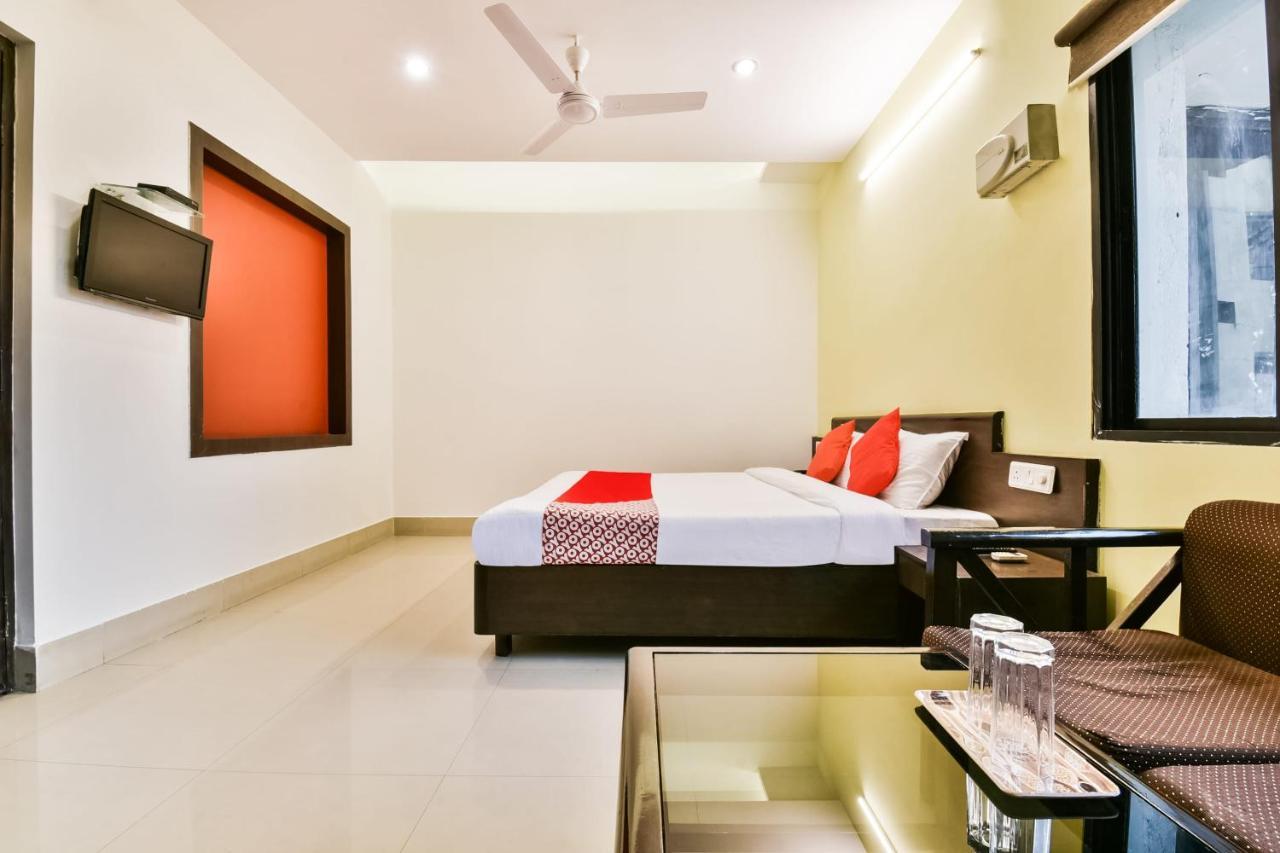 Oyo 62096 Pride Palace Hotels ปัฏนา ภายนอก รูปภาพ
